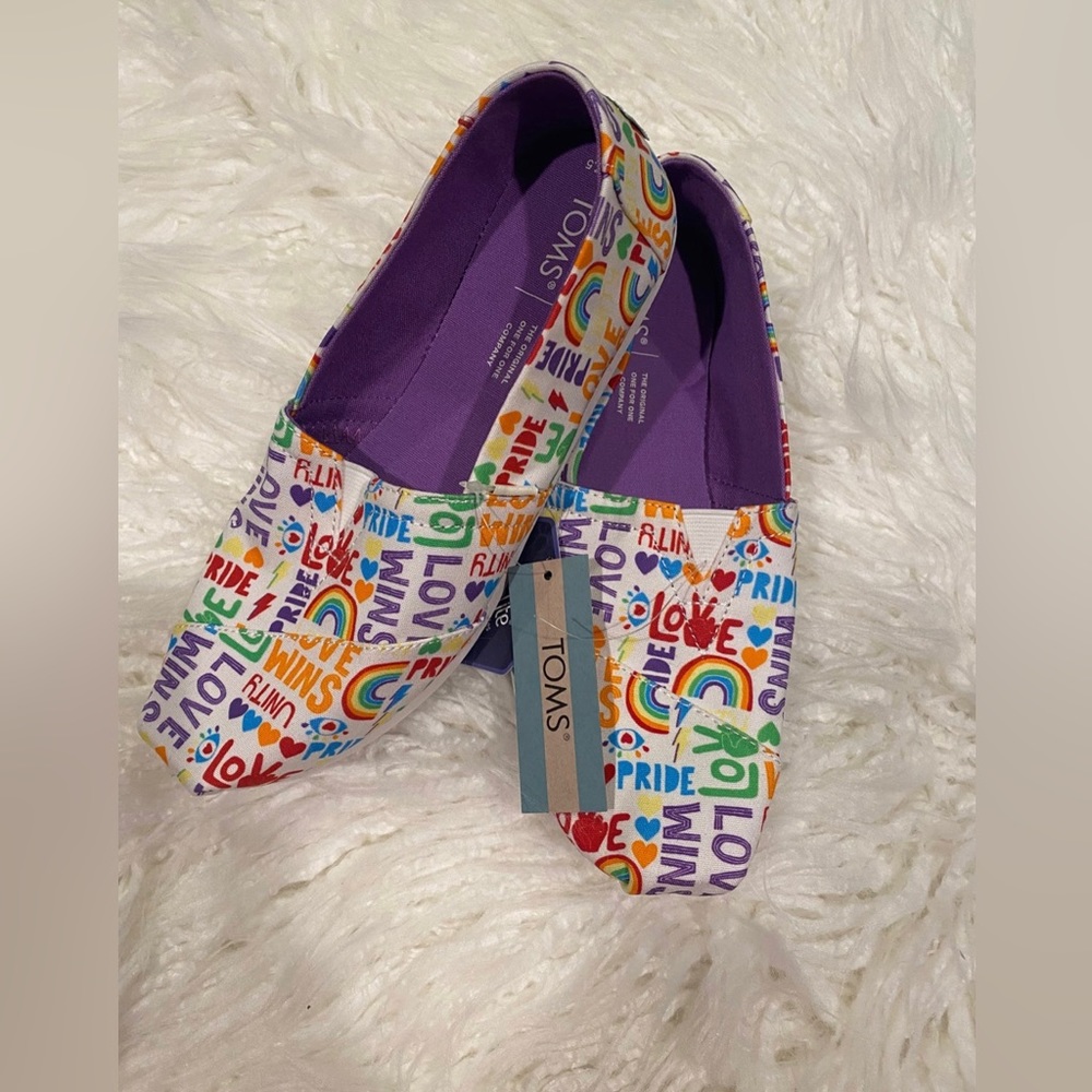 Toms For Women Size 7.5